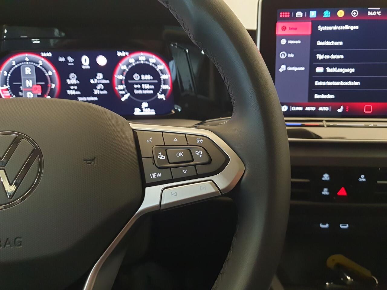 Volkswagen GOLF 1.5 eTSI 115pk DSG/AUT Life Edition Panoramadak, Camera, ergoActive