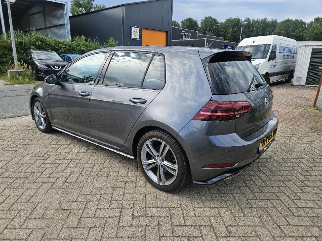 Volkswagen GOLF 1.5 TSI HL Bns R