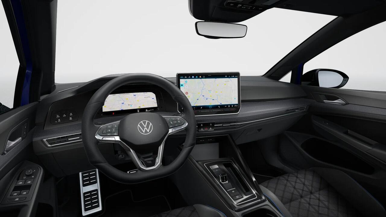 Volkswagen GOLF R-Line Edition | 'App-Connect' draadloze smartphone integratie | Achterbank in ongelijke delen neerklapbaar incl. middenarmsteun en doorlaadmogelijkheid | Afstandscontrolesysteem (Front Assist)