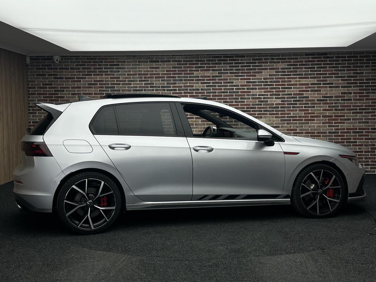 Volkswagen GOLF 2.0 TSI GTI Clubsport | Stage 2 | Panorama | IQ | Virtual | Downpipe