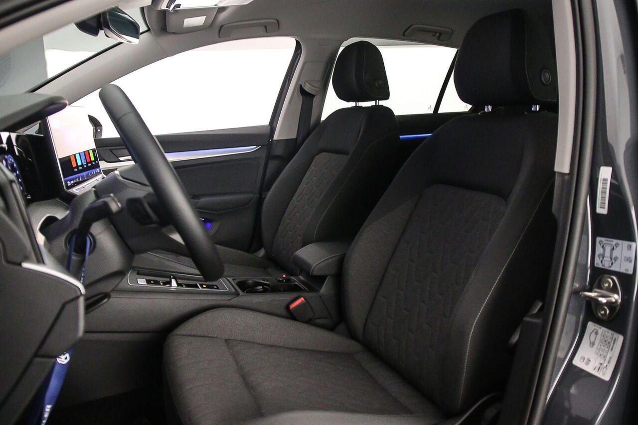 Volkswagen GOLF Life Edition 1.5 eTSI 115pk DSG Automaat Adaptive cruise control, Parkeersensoren, App connect, LED koplampen, Airco, DAB, Radio, Stoelverwarming