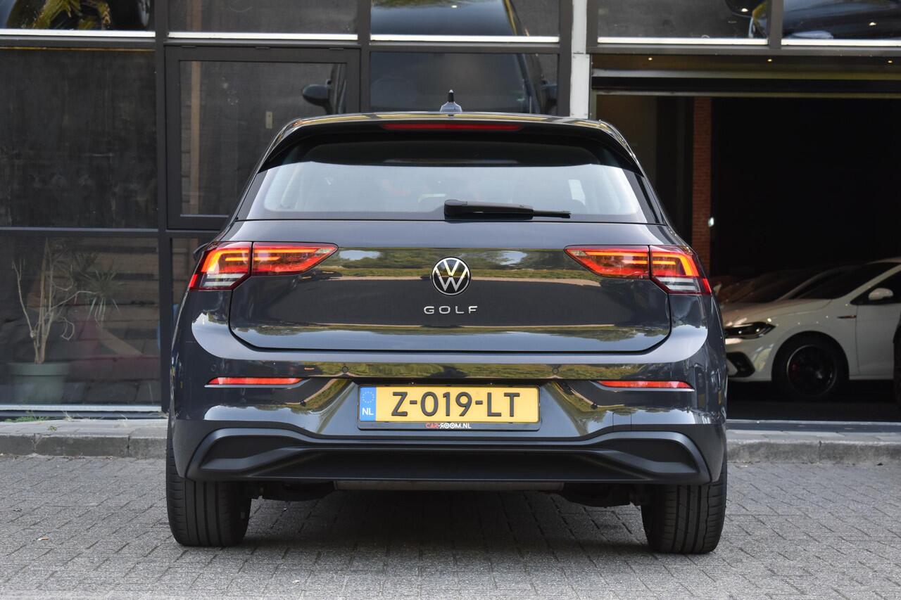 Volkswagen GOLF 1.5 TSI Life Business Lane ACC Keyless StuurVerw. Stoelvw