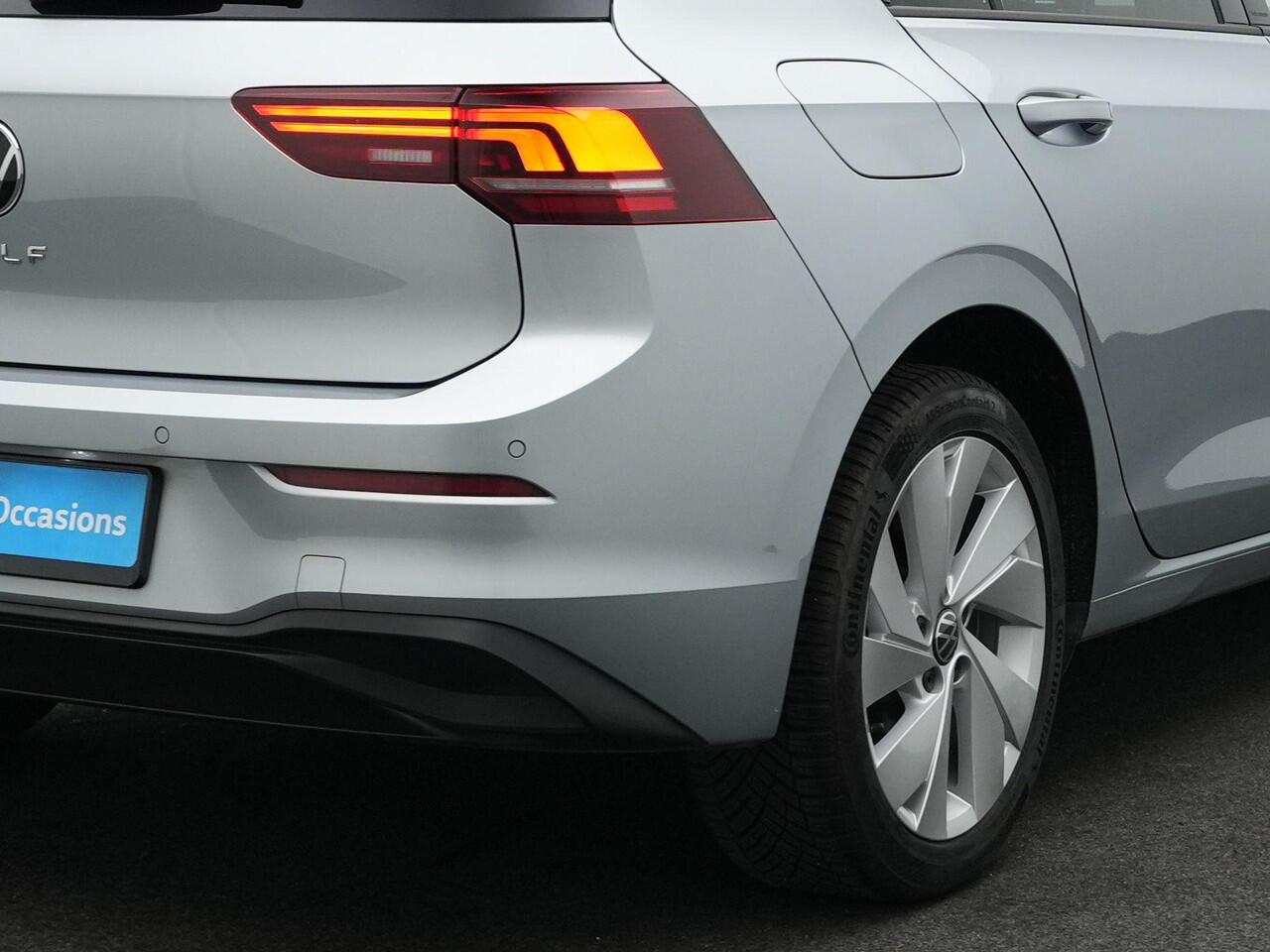 Volkswagen GOLF 1.5 TSI 115 pk Life Edition | Achteruitrijcamera | Adaptive Cruise | Keyless