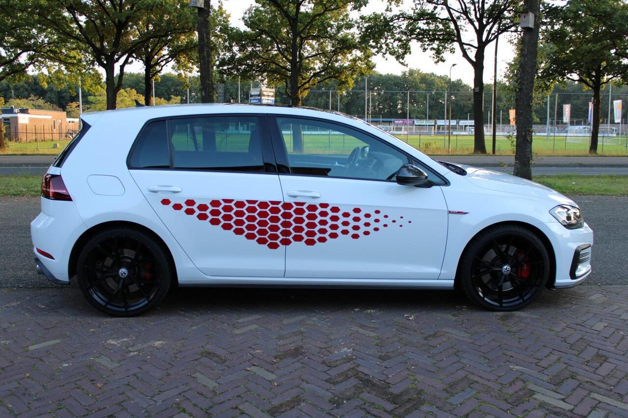 Volkswagen GOLF 2.0 TSI GTI Performance Pano, Navi, Camera, Garantie!