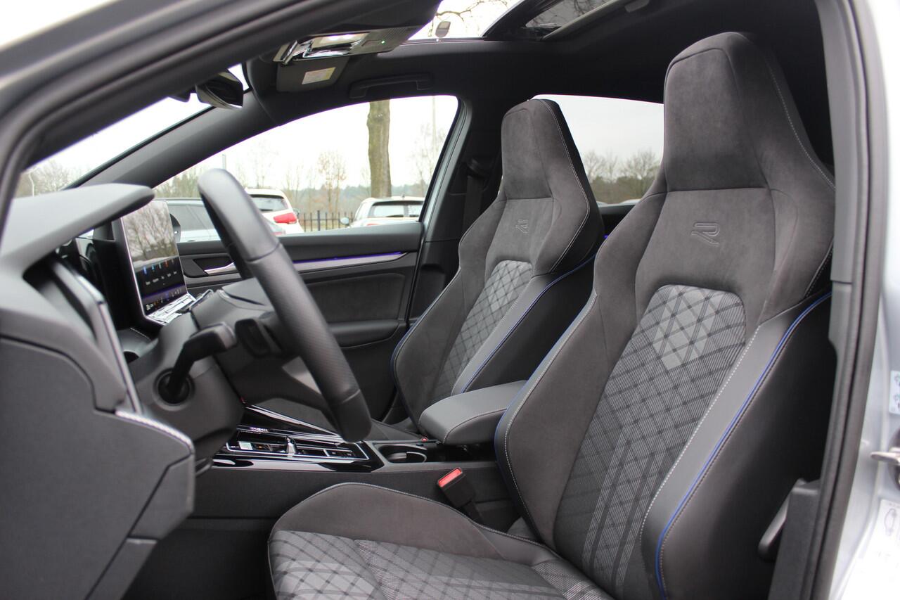 Volkswagen GOLF 1.5 eTSI R-Line Edition / Trekhaak / Panoramadak / 360Camera / Keyless / Matrix LED / 18'' / CarPlay / Stoelverwarming / DAB / ACC