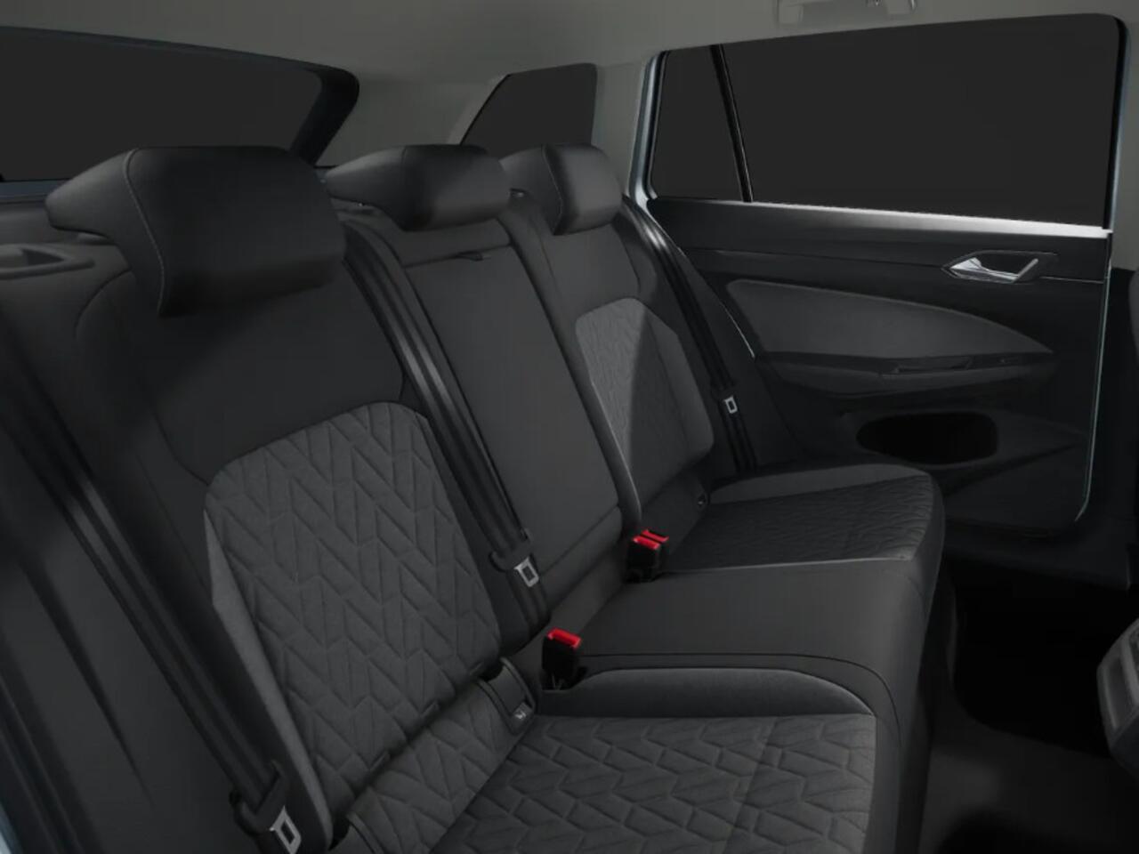 Volkswagen GOLF variant Life Edition 1.5 eTSI 116 pk 7 versn. DSG · Achteruitrijcamera · draadloze telefoonlader · Trekhaak inklapbaar, met elektrische ontgrendeling ·