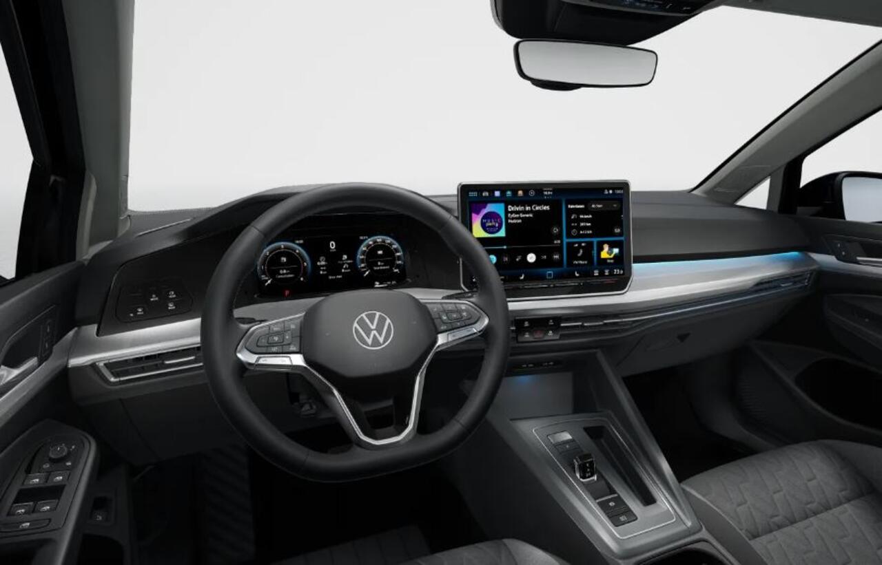 Volkswagen GOLF 1.5 eHybrid Life Edition !!!Profiteer ook van 4.000 euro inruilpremie!!!