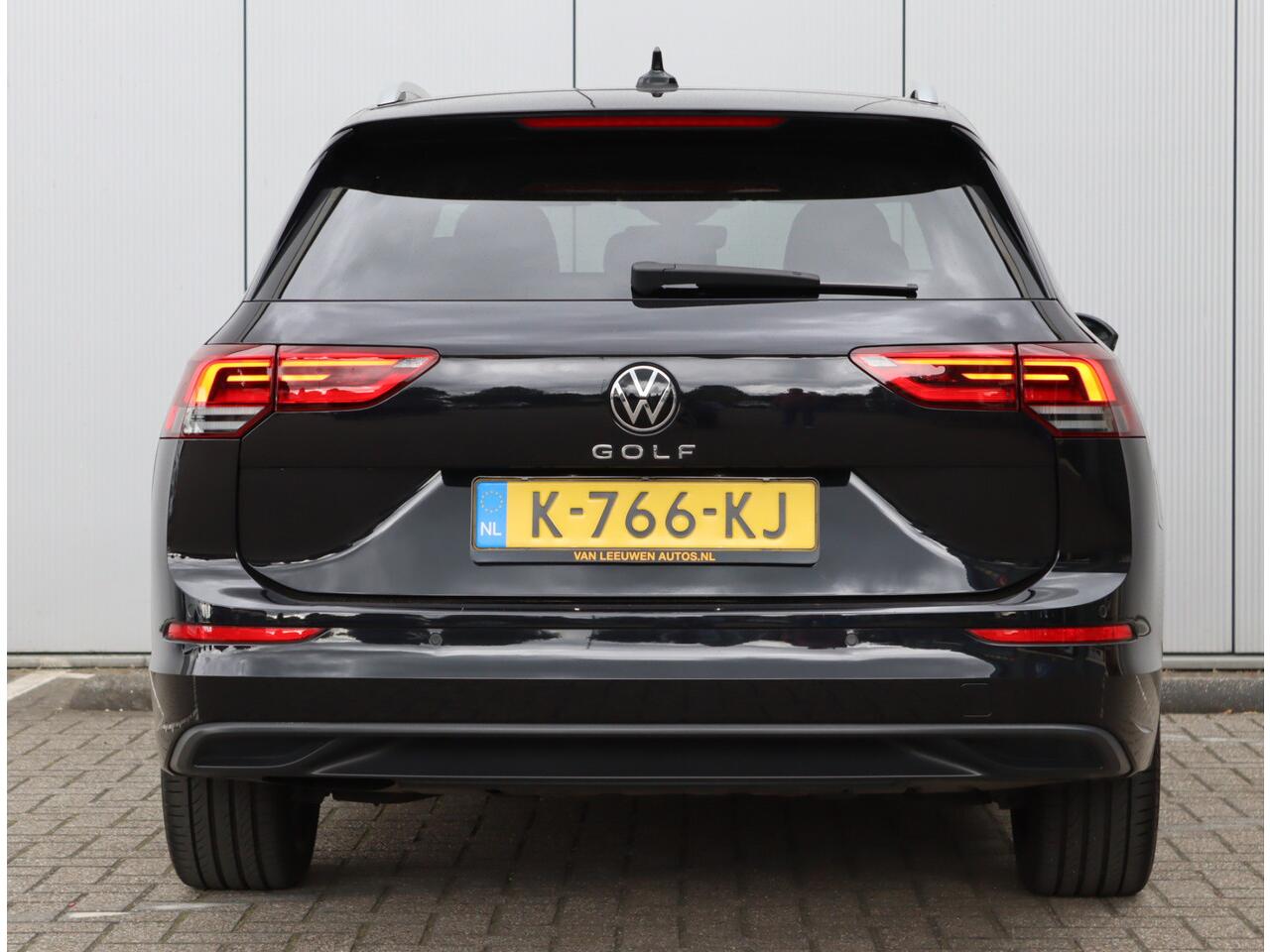 Volkswagen GOLF Variant 1.0 TSI Life | Navigatie | Adaptieve Cruise | Org. NL