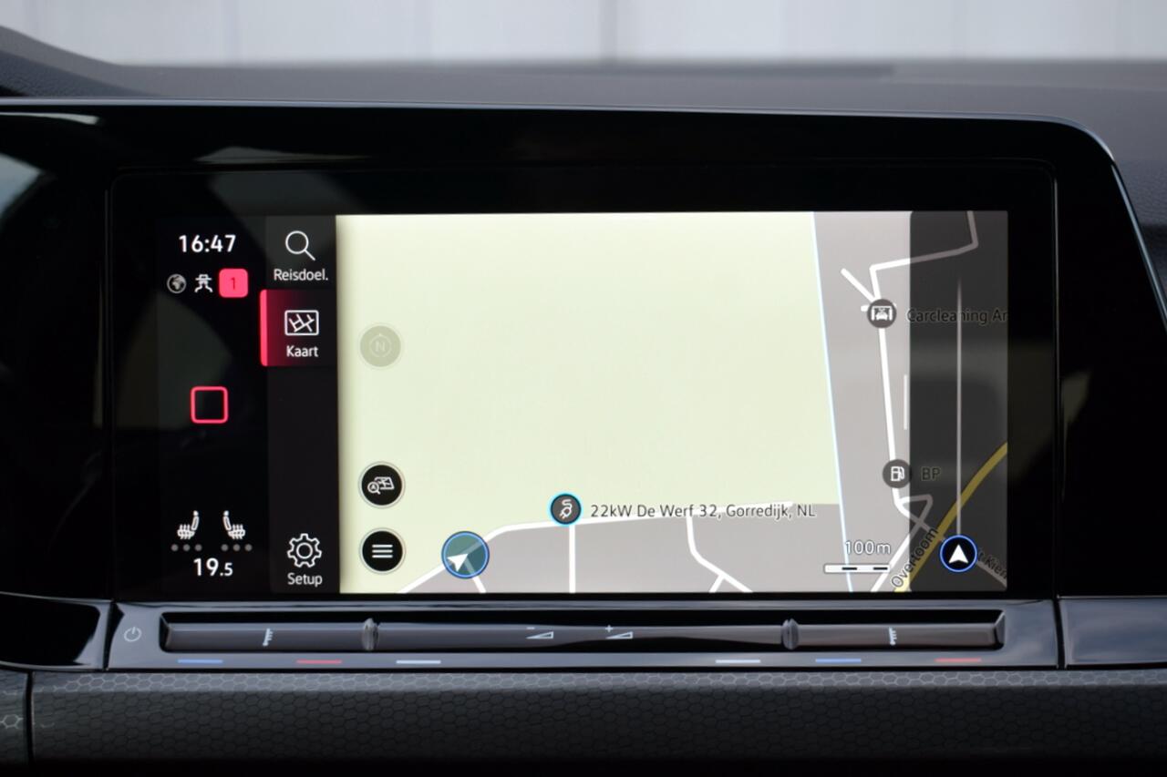 Volkswagen GOLF 2.0 TSi 300pk GTI Clubsport Panoramadak | IQ LED | Virtual | Sfeerverlichting | Carplay | Velours