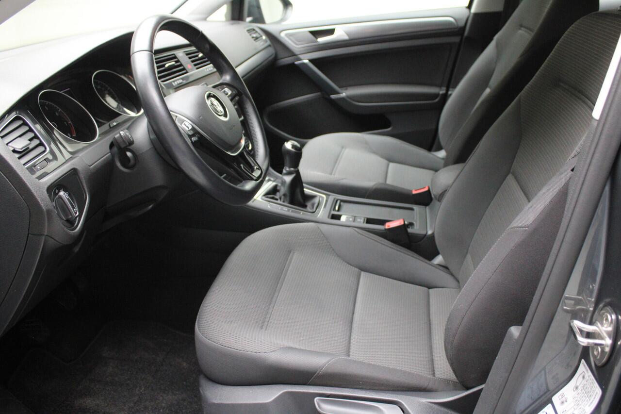 Volkswagen GOLF Variant 1.0 TSI Comfortline | climate control | pdc v/a | navigatie fullmap | carplay | cruise control adaptief | radio cd