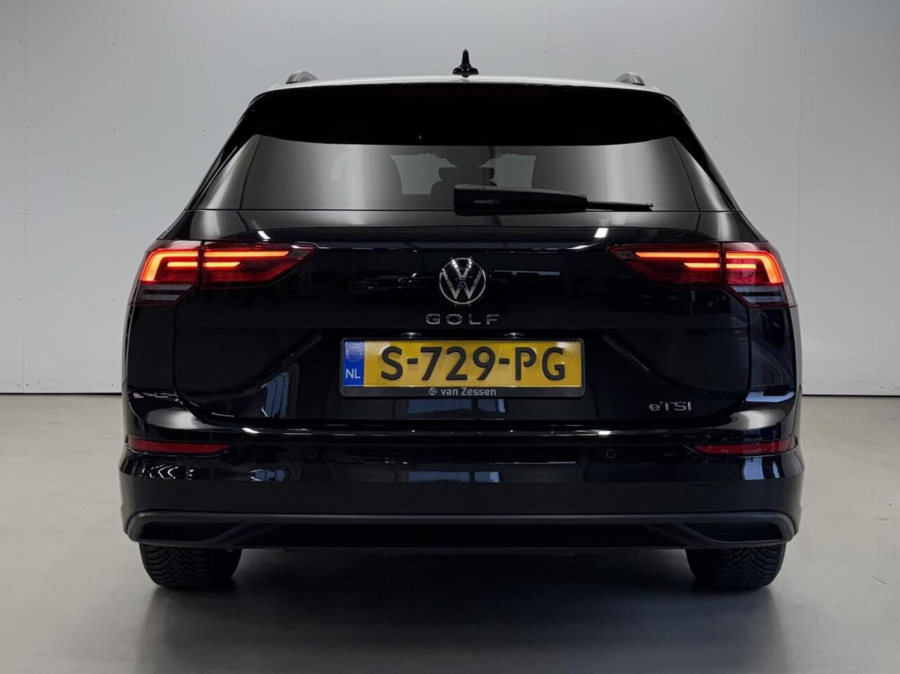 Volkswagen GOLF Variant 1.0 eTSI Life Business | NL Auto | Lounge pakket | Led | Stoelverwarming | Rijklaarprijs