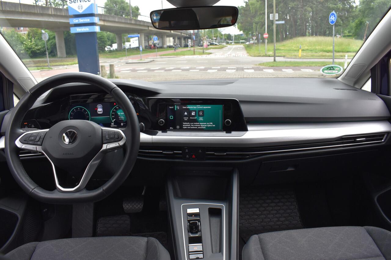 Volkswagen GOLF 1.0 eTSI Life | Carplay Navi | Virtual | Adaptieve Cruise | 12 mnd BOVAG garantie Whatsapp 06-53188999