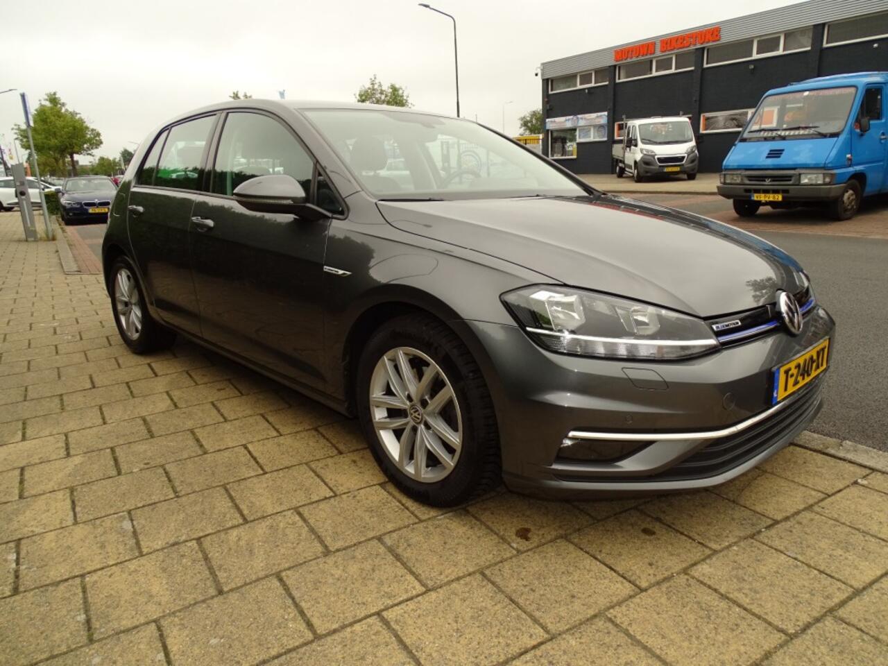 Volkswagen GOLF 1.5 TSI CL BNS-Automaat-Carplay-Cruise-Media APP-BLTH-USB/AUX-cLIMA