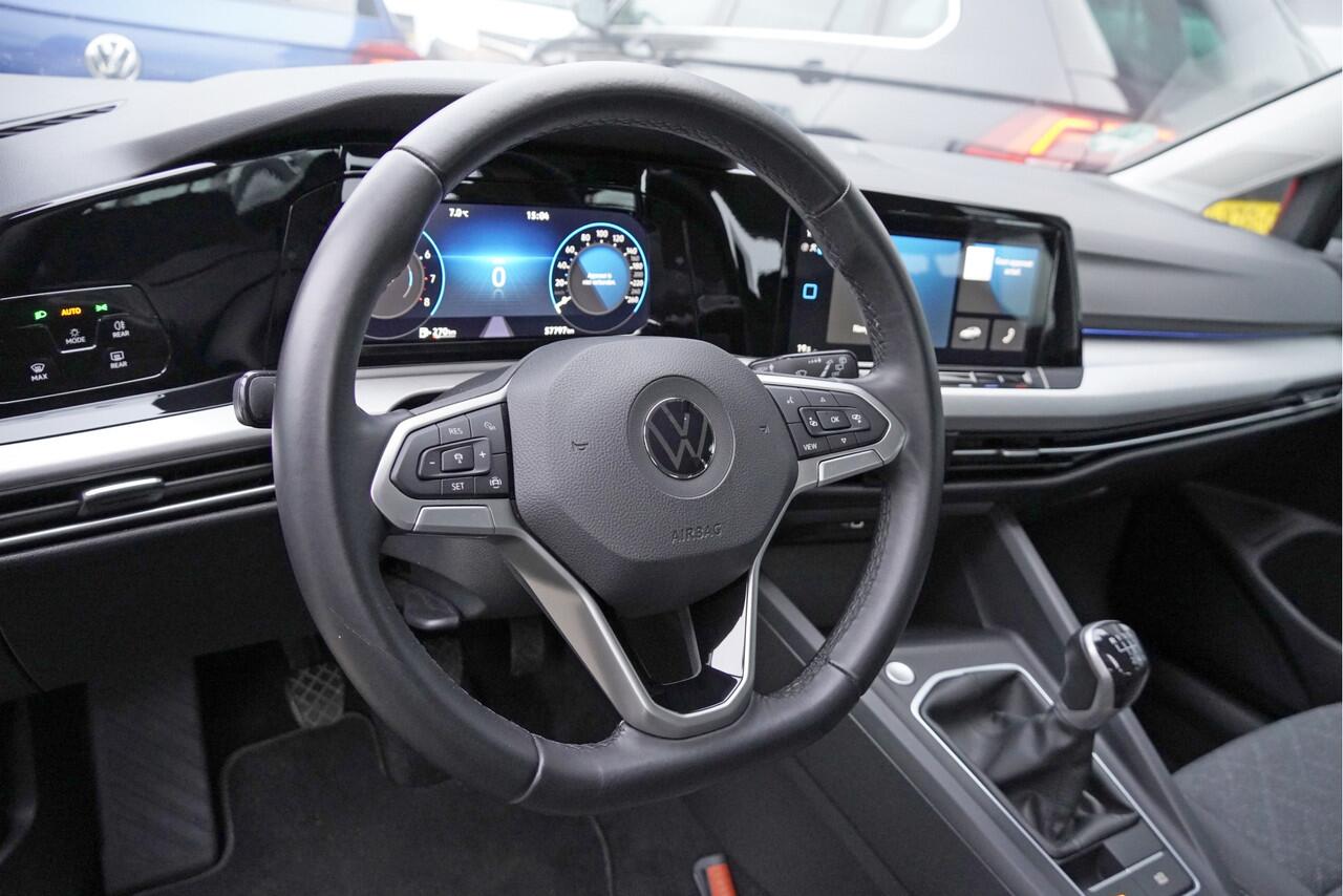 Volkswagen GOLF 1.0 TSI Life BJ2021 Lmv 16" | Led V+A | Pdc | Navi | App-Connect | Dashboard verlichting | Climate control | Cruise control | Getint glas
