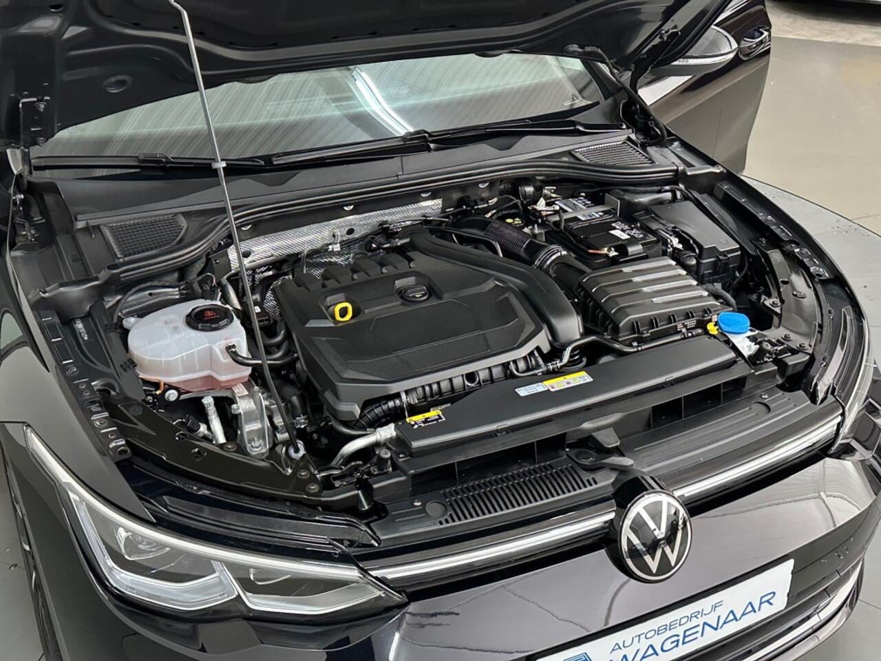 Volkswagen GOLF 1.5 TSI ACT ACTIVE LED WEGKLAPBARE TREKHAAK