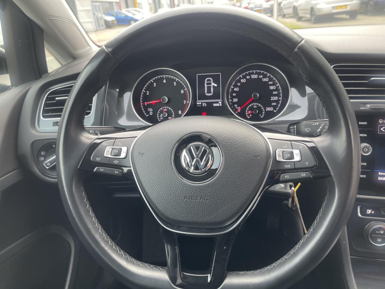 Volkswagen GOLF 1.0 TSI Comfortline, NL auto met NAP, Carplay