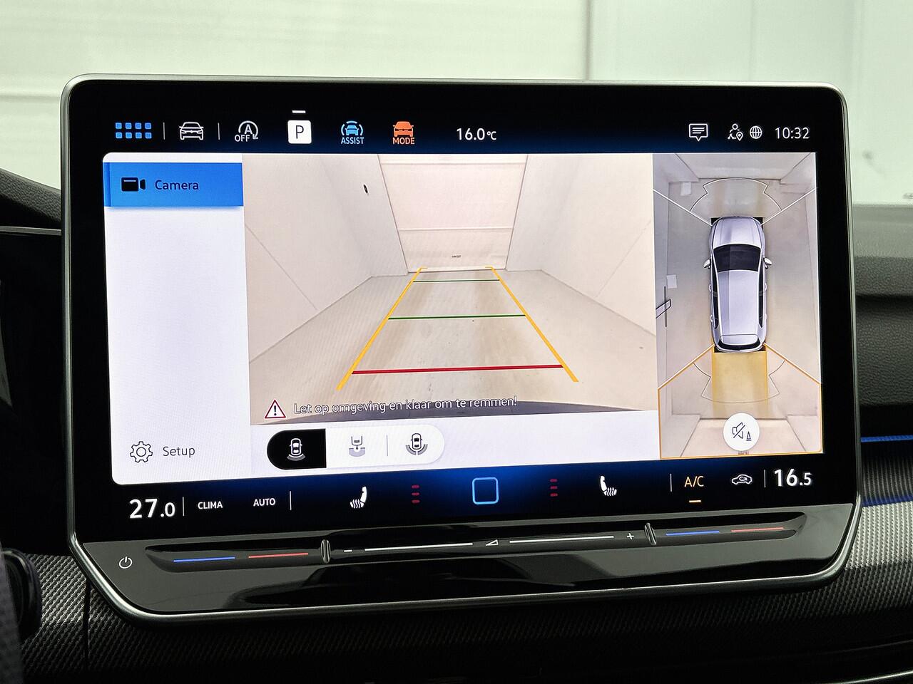 Volkswagen GOLF 1.5 eTSI R-Line Edition Stoelverwarming | Climate Control | Lichtmetalen velgen | 360-Camera