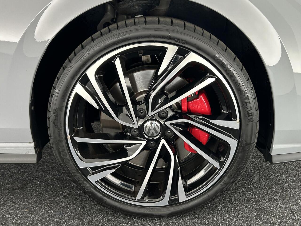 Volkswagen GOLF 1.4 245pk eHybrid GTE Head-Up Mistlampen Camera Virtual Cockpit Navigatie