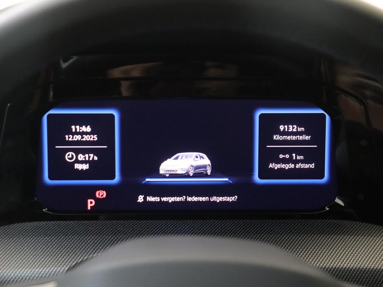 Volkswagen GOLF 1.5 eTSI R-Line Edition