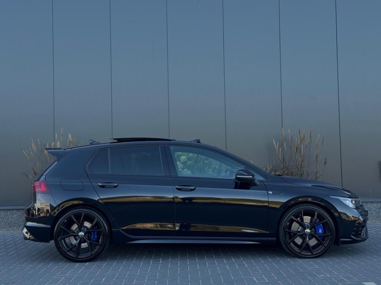 Volkswagen GOLF 2.0 TSI R 4MOTION 320pk FULL PANO AKRA DRIFT HUD CAMERA ACC ECC