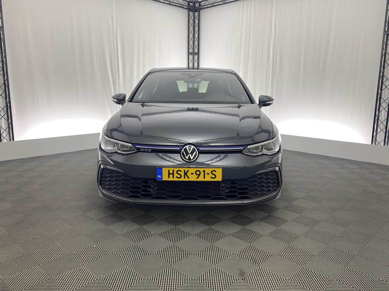 Volkswagen GOLF 1.4 eHybrid GTE Automaat | Apple Carplay | Navi | ACC | DAB | Ambient Lighting |