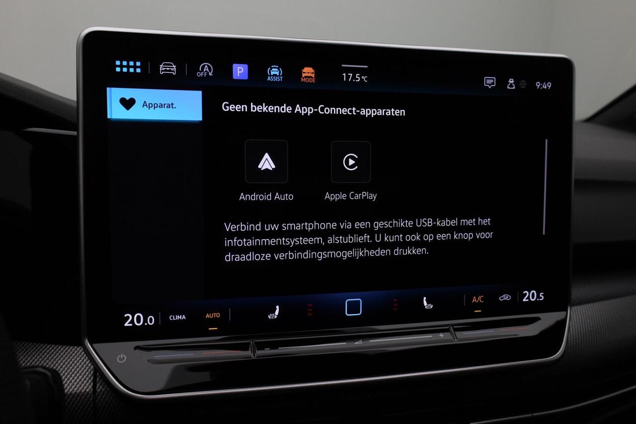 Volkswagen GOLF 1.5 eTSI 150 pk DSG R-Line | Trekhaak | Panoramadak | IQ Light | Harman/Kardon | Head-up display | Stuur-/stoelverwarming | Keyless | Side Assist