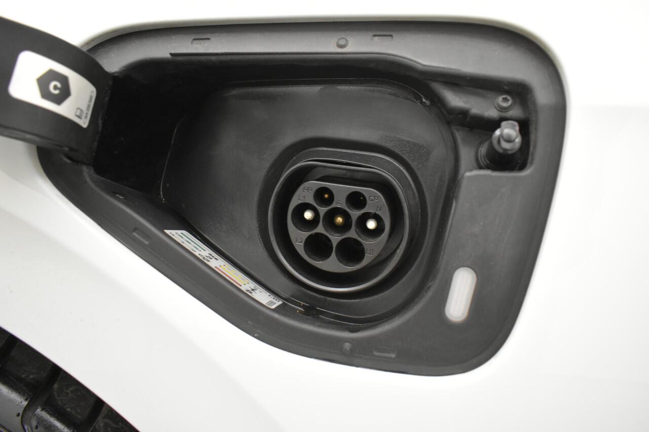 Volkswagen GOLF GTE 245PK El Trekh Camera Adaptive Cruise Carplay