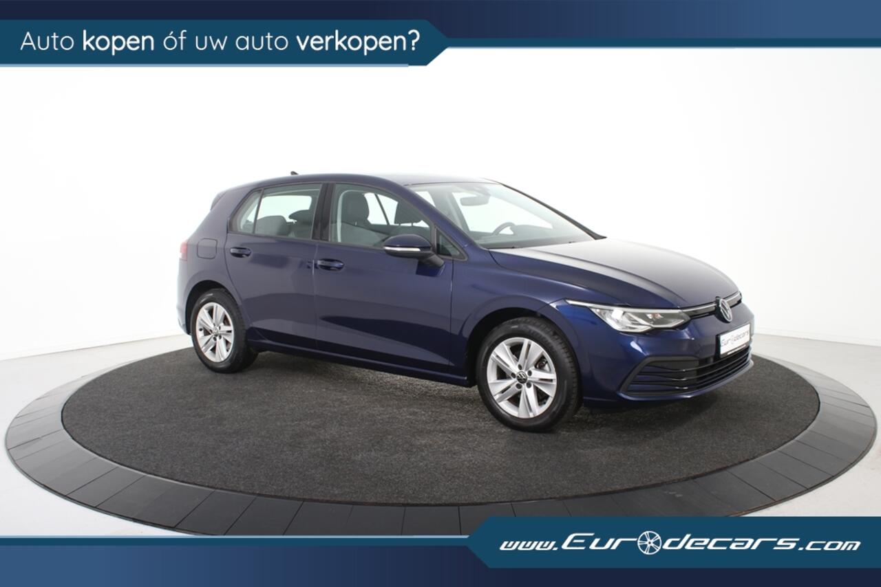 Volkswagen GOLF 1.0 eTSI Life *1ste Eigenaar*Navigatie*Ambiente*