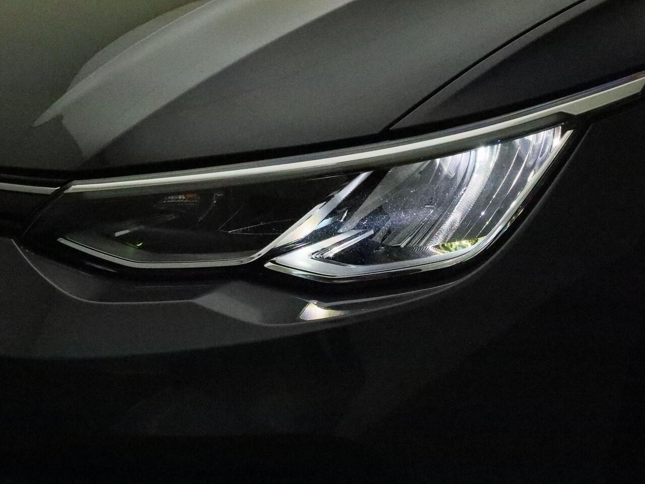 Volkswagen GOLF 1.5TSI/150PK Style · Navigatie · Camera + Parkeersensoren · Stoel- & stuurverwarming