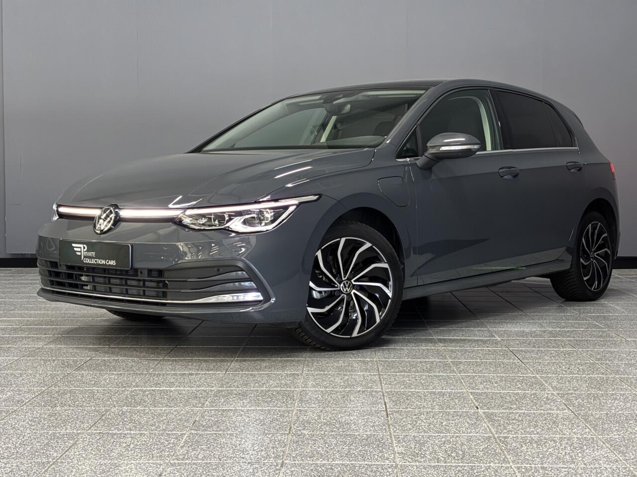 Volkswagen GOLF 1.4 eHybrid Pano|Carplay|Camera