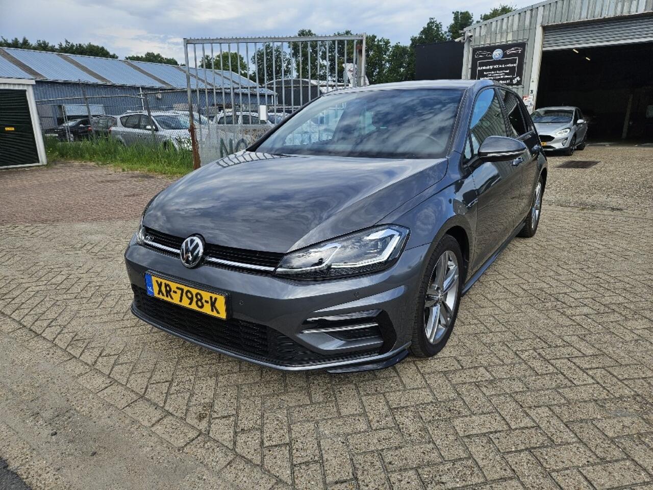Volkswagen GOLF 1.5 TSI HL Bns R