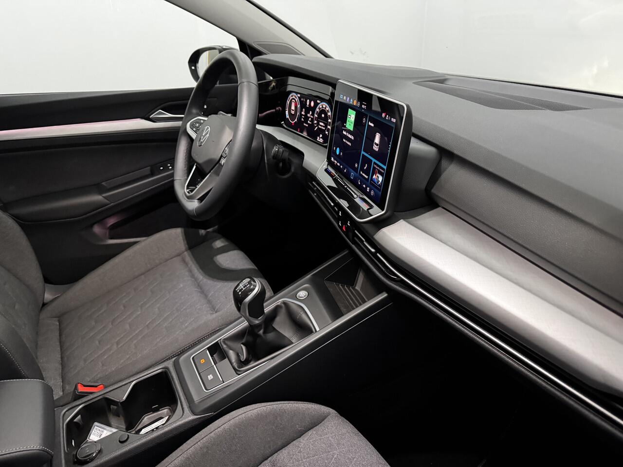 Volkswagen GOLF 1.5 TSI Life Edition Clima, Apple carplay, Camera, Stoelverwarming, Sfeerverlichting, Led, Keyless start, 2 jaar garantie