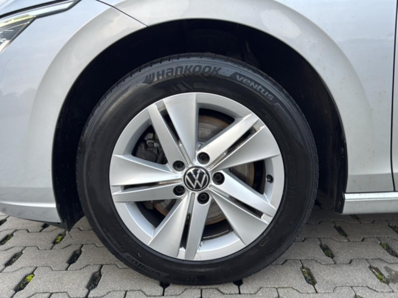 Volkswagen GOLF 2.0 TDI LIFE BUSINESS TREKHAAK/NAVI/CARPLAY/ACC/PDC/STOEL-STUURVERW