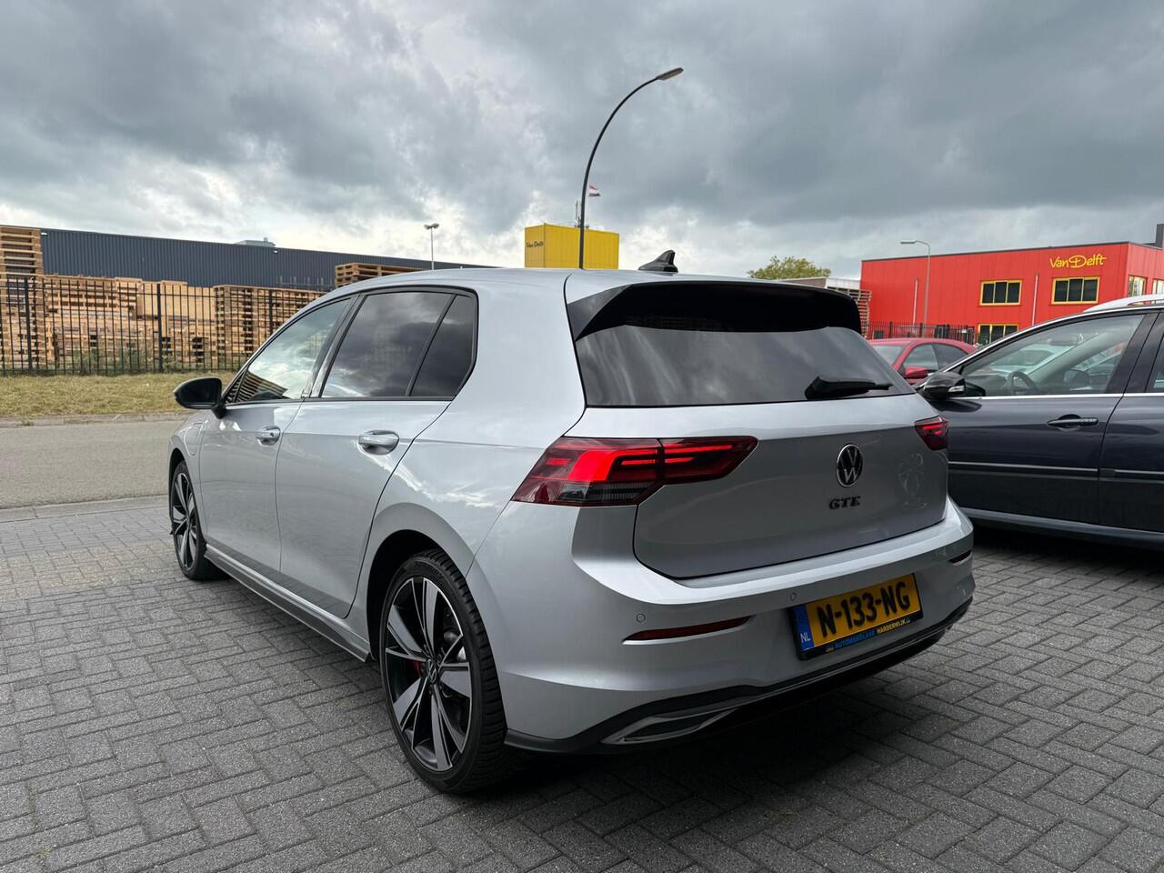 Volkswagen GOLF 1.4 eHybrid GTE | 2E EIGENAAR | 12MND GARANTIE | LED | DAB | CARPLAY | NAVI | ADAPTIVE CRUISE | LMV | BTW AUTO |