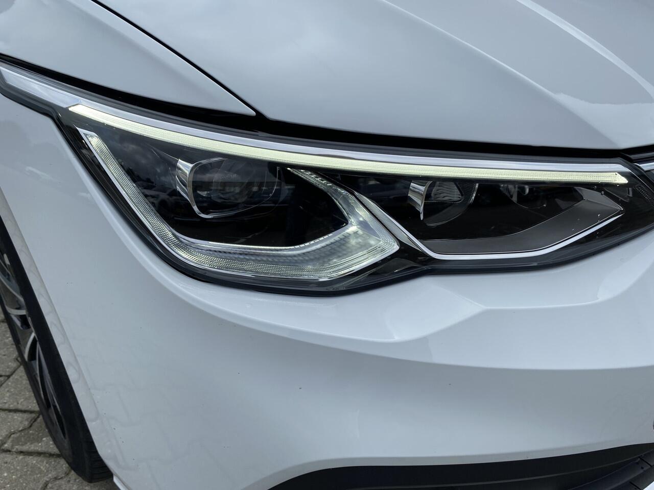 Volkswagen GOLF 1.4 eHybrid Style Adaptive Cruise Control, Camera & Massage Stoel