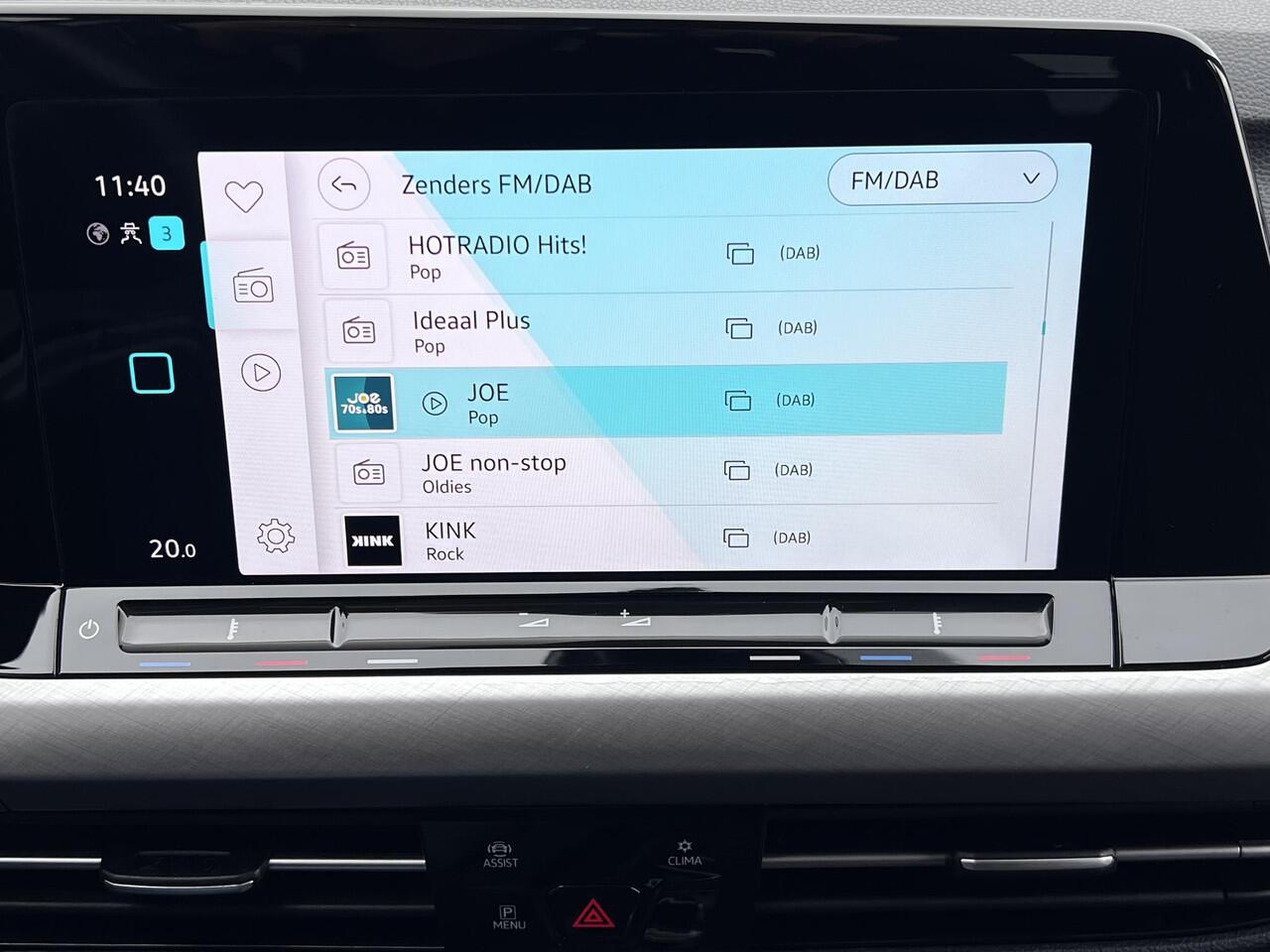 Volkswagen GOLF Variant 1.5 eTSI Life Business Automaat / Trekgewicht 1.400 kg / Navigatie / Apk tot 11-2027 /Digitaal dashboard / Climate control / Navigatie / Apple Carplay Android /