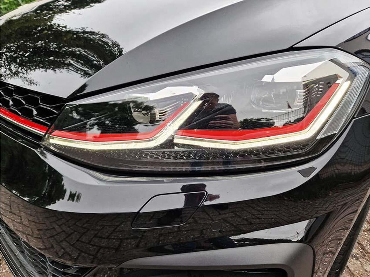 Volkswagen GOLF 2.0 TSI GTI TCR