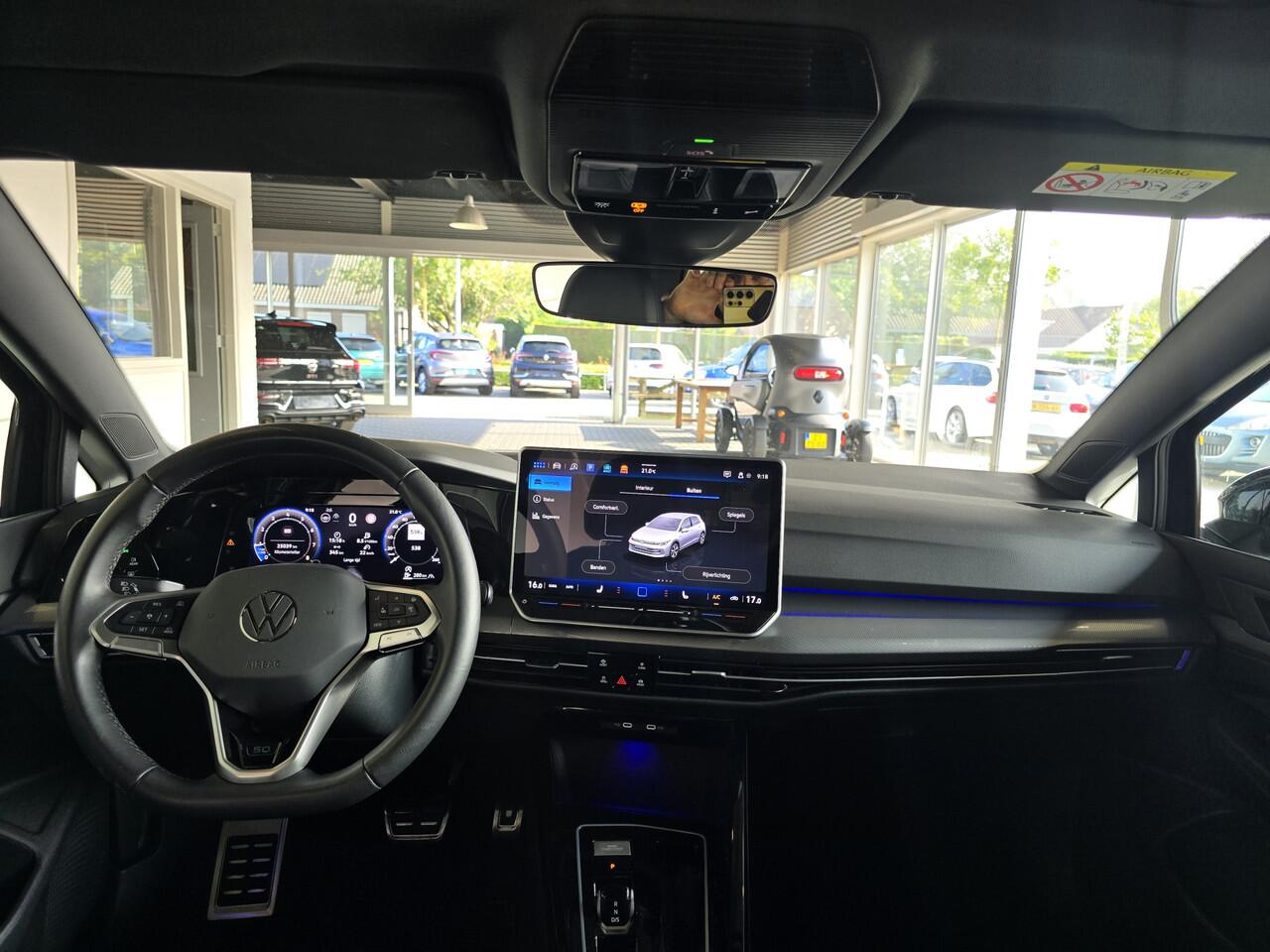 Volkswagen GOLF 1.5 eTSI Edition 50 / Panoramadak / HUD / ACC / Matrix LED