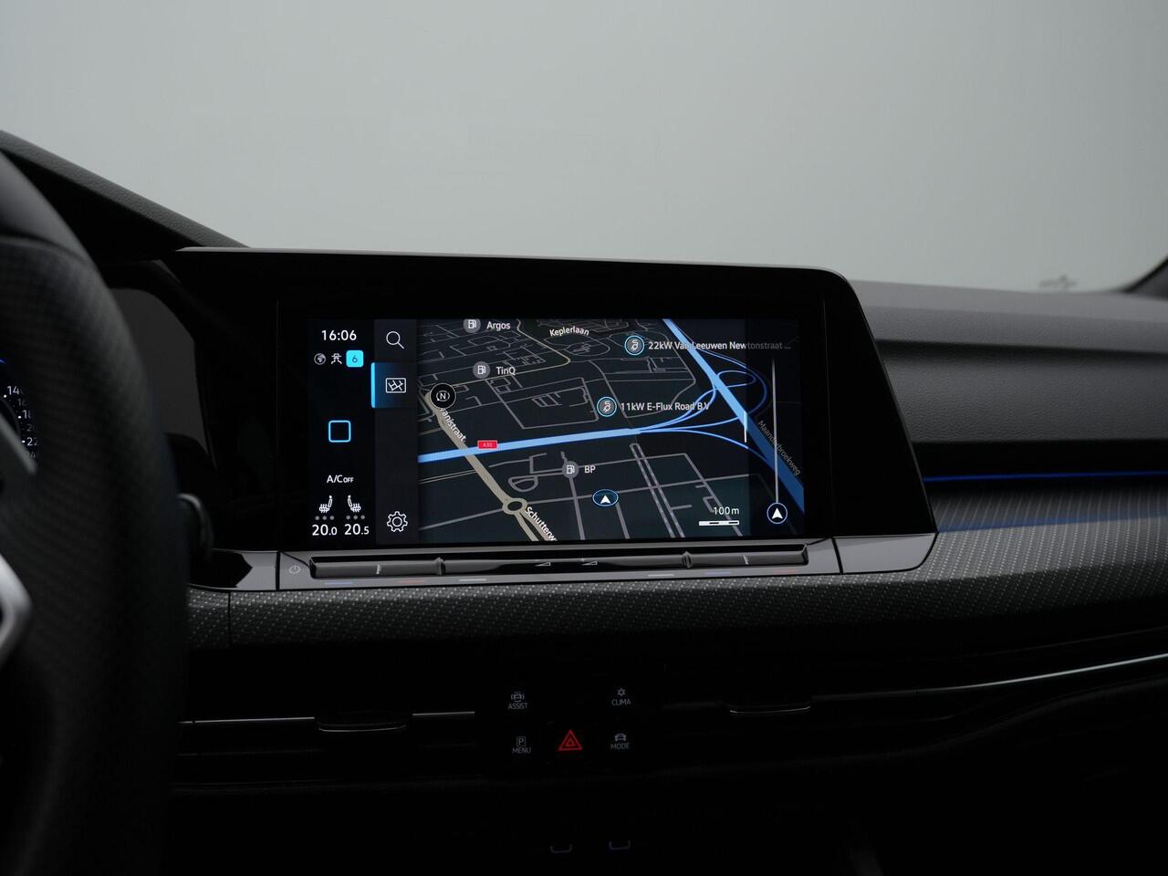 Volkswagen GOLF 1.5 eTSI 150 pk DSG R-Line Business+ | Stuur-/stoelverwarming | Achteruitrijcamera | Adaptive Cruise | Navigatie