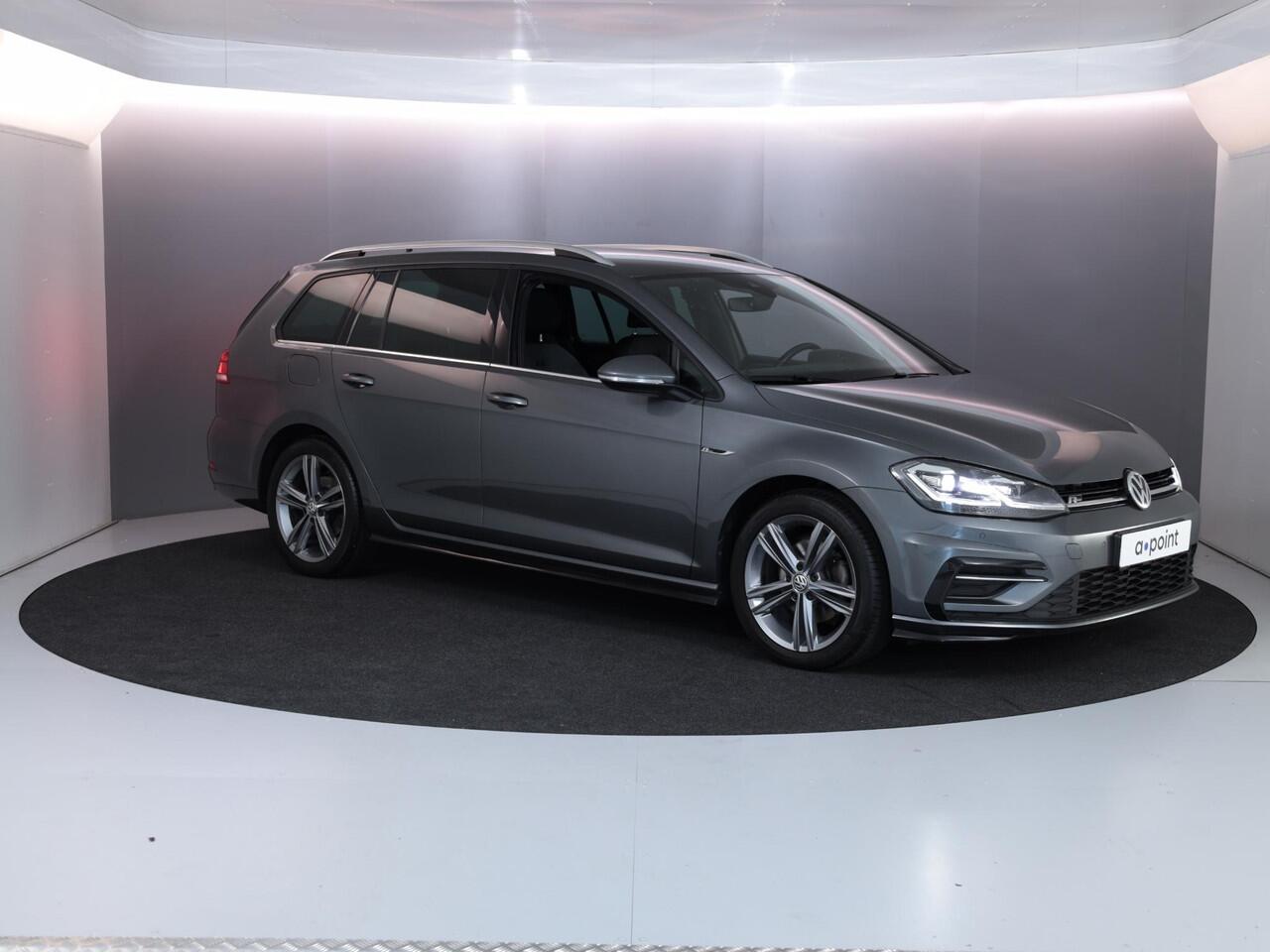 Volkswagen GOLF Variant 1.5 TSI Highline Business R 150 pk Automaat (DSG) | Navigatie | Parkeersensoren | Achteruitrijcamera | Adaptieve cruise control | Apple Carplay/Android Auto | LED koplampen |