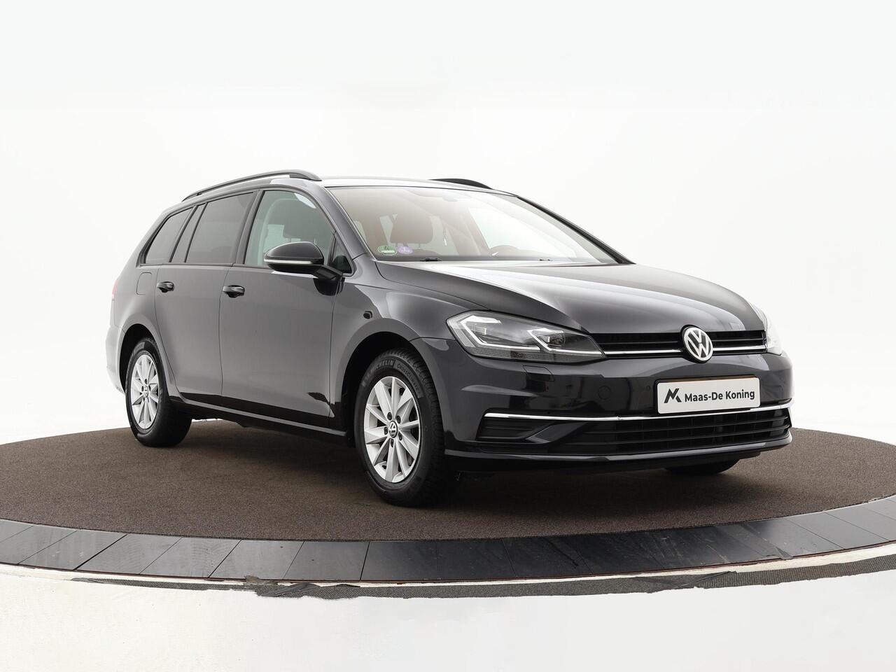 Volkswagen GOLF Variant 1.5 TSI 150pk DSG Highline · Apple/Android Car Play · P-Sensoren · Trekhaak · Stoelverwarming · Getint Glas · 15'' Inch ·