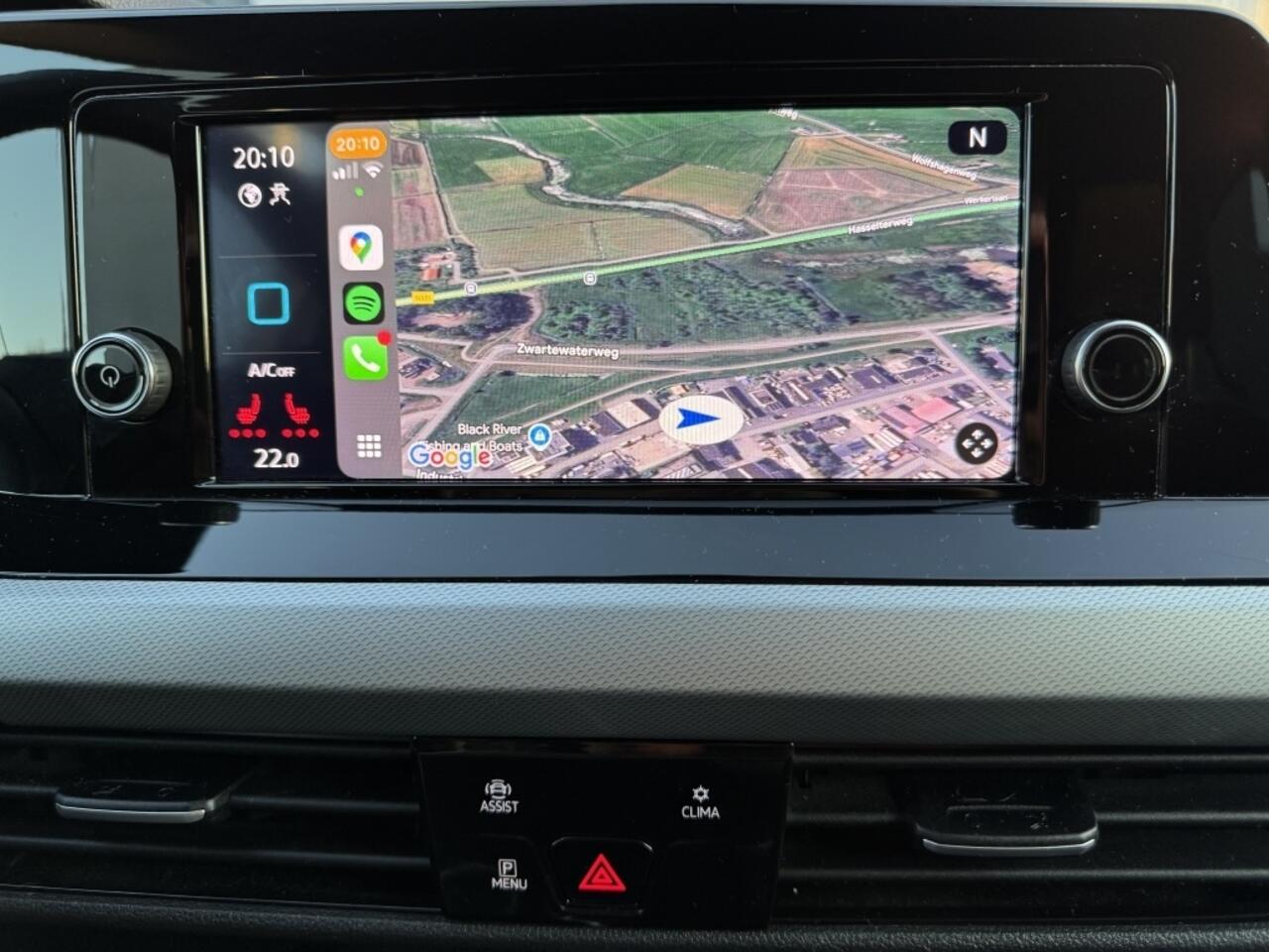 Volkswagen GOLF 8 R design TSI Golf