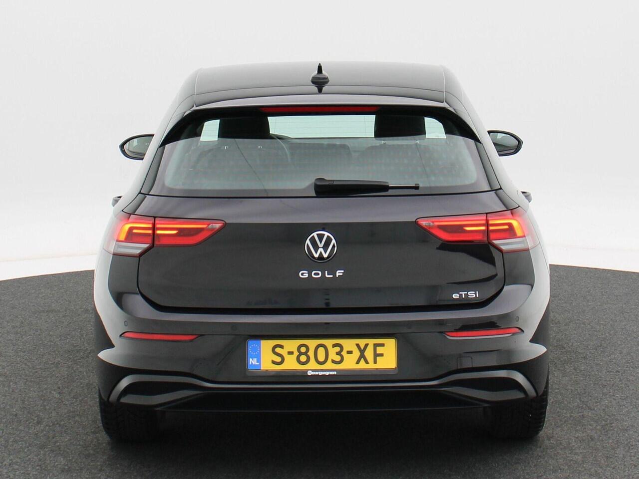 Volkswagen GOLF 1.0 eTSi 110 Pk Automaat Life | Adaptive Cruise | Climate | Parkeersensoren | Navigatie | Carplay | 68.916 Km!!