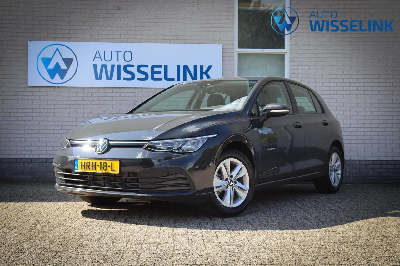Volkswagen GOLF 1.0 eTSI Life Business