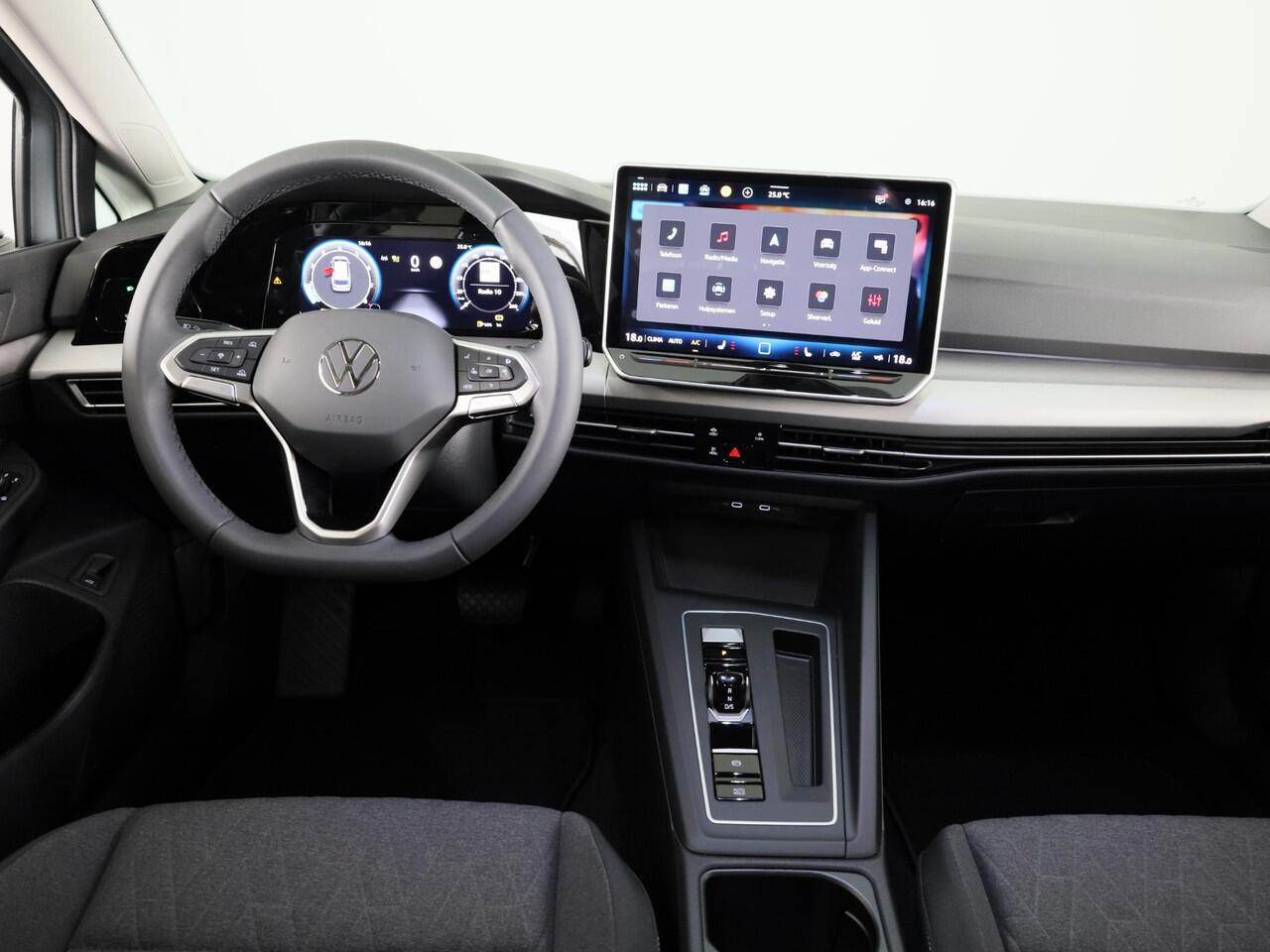 Volkswagen GOLF variant Life Edition 1.5 eTSI 85 kW / 116 pk Variant 7 ver