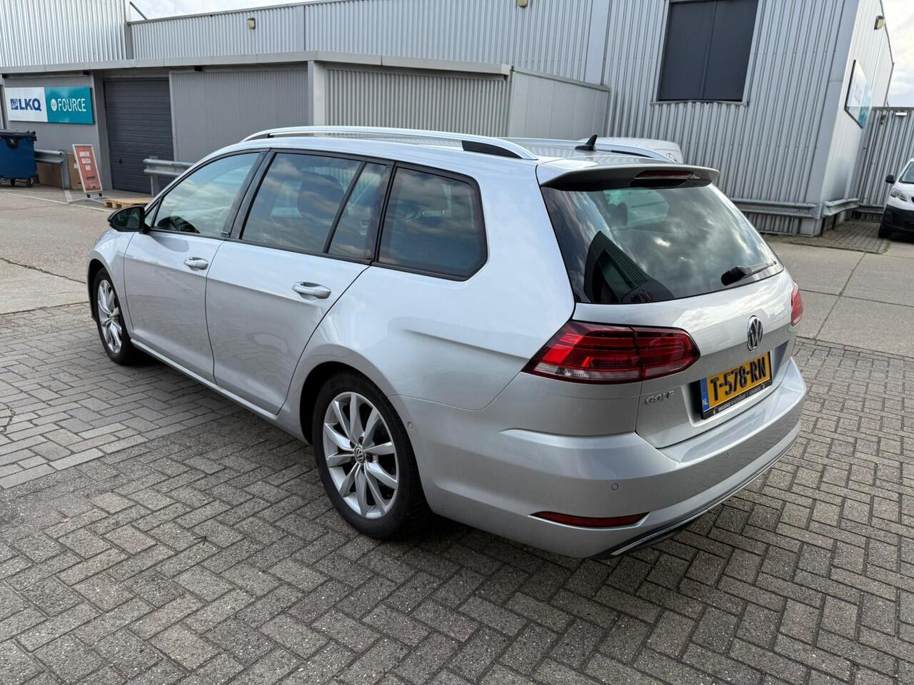 Volkswagen GOLF Variant 1.0 TSI BlueMotion Technology