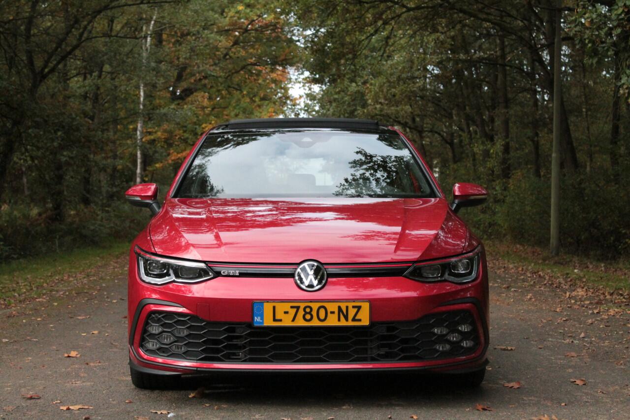 Volkswagen GOLF 2.0 TSI GTI | Pano | Camera | ACC | Trekhaak