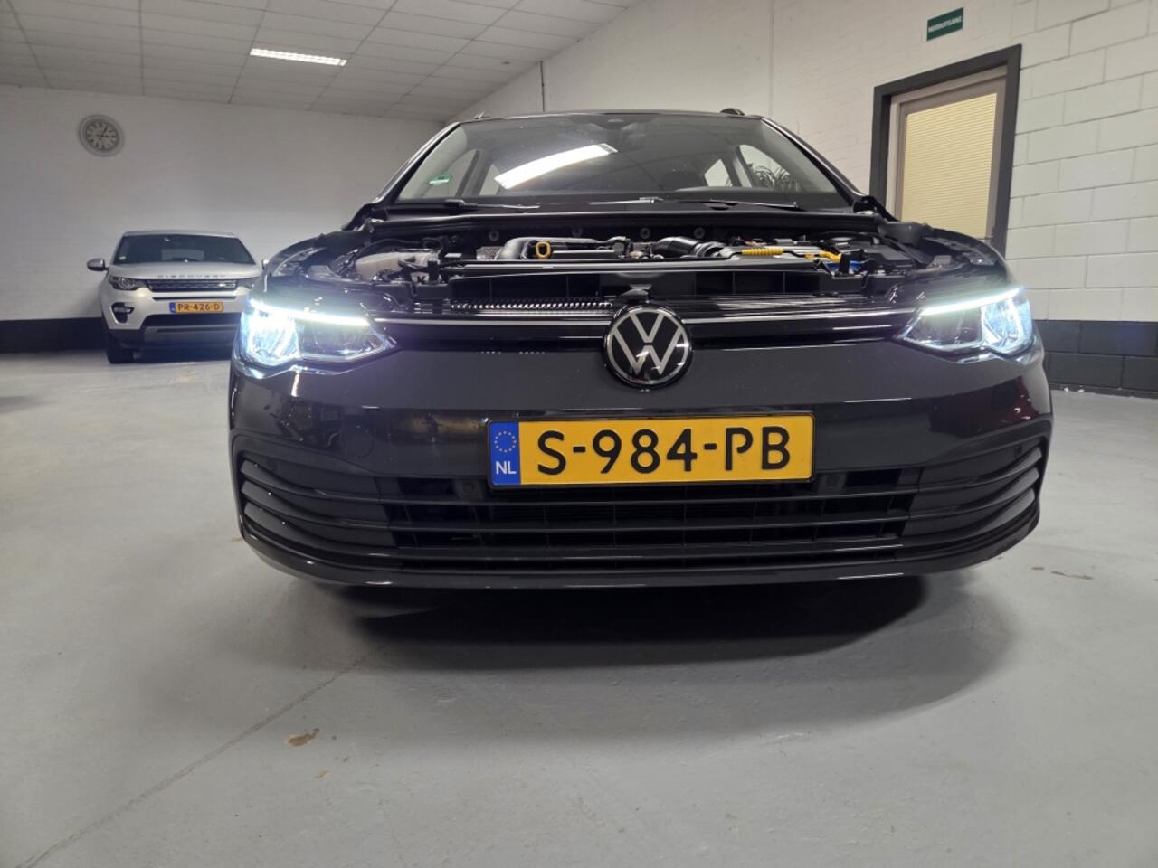 Volkswagen GOLF Variant 1.0 TSI DIEFSTALSCHADE