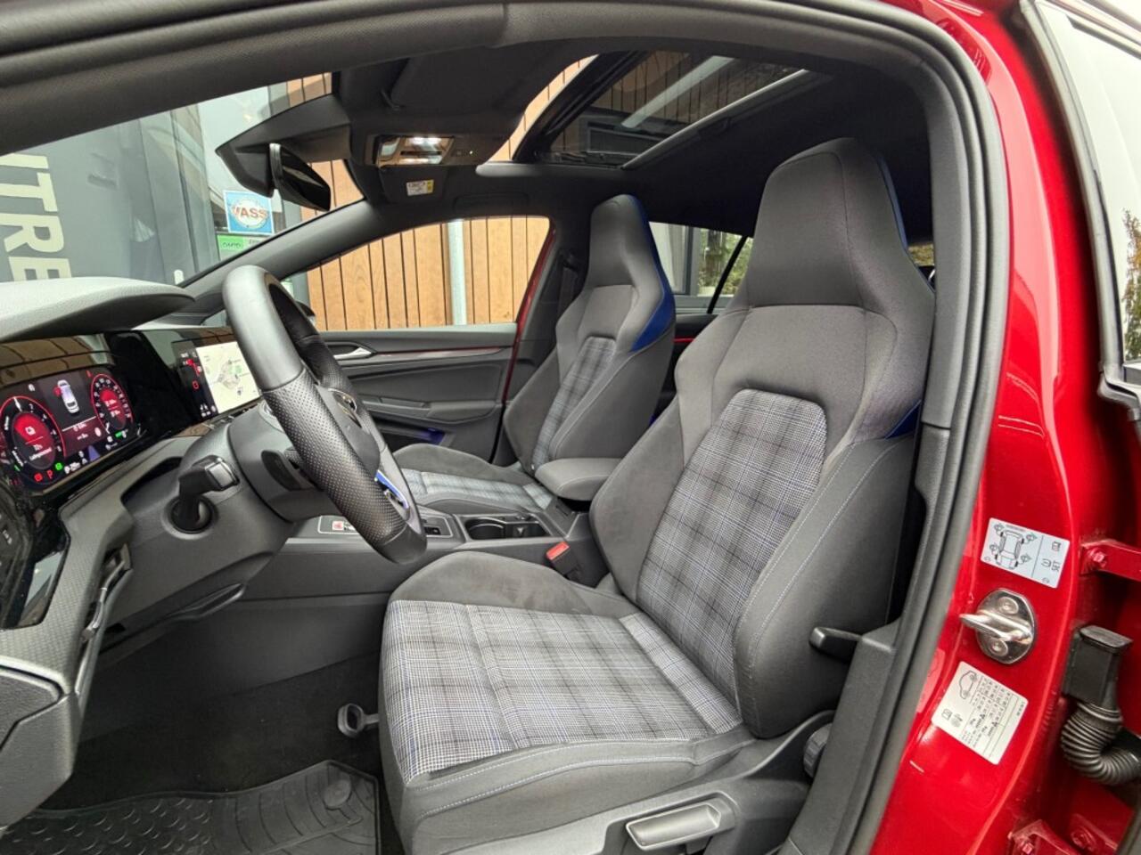 Volkswagen GOLF 1.4 EHYBRID GTE Pano IQ Light Camera ACC Trekhaak