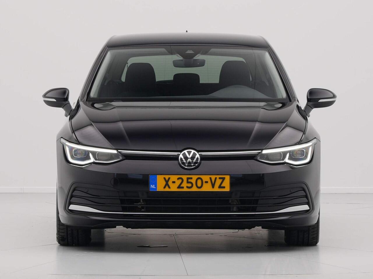 Volkswagen GOLF 1.4 eHybrid 204pk Style Navigatie Massage Camera Led 289